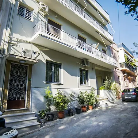 D16 - 5' Mins To Petralona Metro Apartment *
